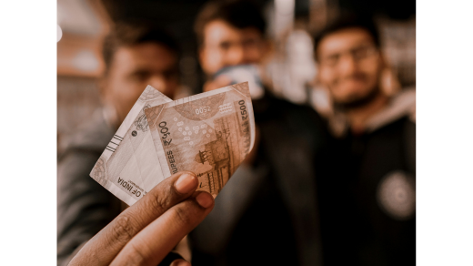 25 Budgeting Hacks to Save More in 2024