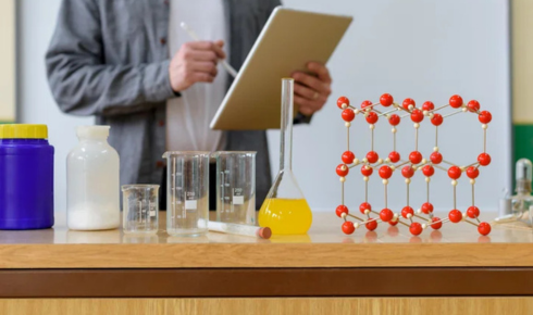 Online chemistry tutor